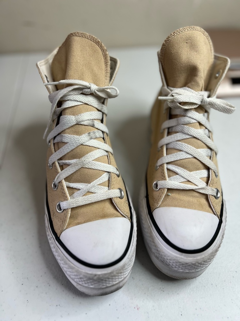 Converse Chuck Taylor All Star Lift Platform sneakers Unisex beige Women’s 8 EUC - Picture 6 of 7